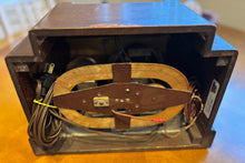 1940 Addison A5 "Courthouse" Antique Tube Radio