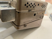 1953 Motorola universal 553 radio