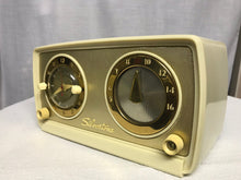 Silvertone retro tube radio