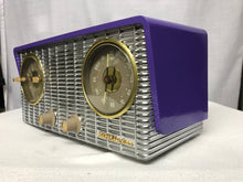 RCA 4-C-672 clock radio