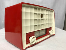 Vintage Phillips p-143-3 Tube Radio 