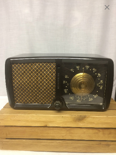 1946 Zenith Tube Radio