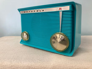 Motorola A8W Vintage Tube Radio
