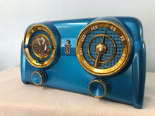 1953 Crosley D-25 "Dashboard" Tube Radio With Bluetooth input.