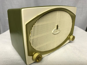 Zenith D513F tube clock radio