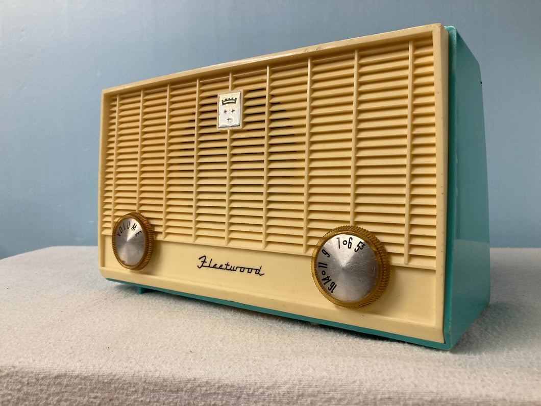 Fleetwood 5061 Mid Century Radio With Bluetooth & FM Options