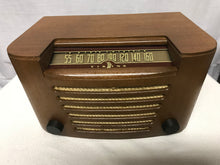Vintage Viking EMU51-418 Tube Radio With Bluetooth input.
