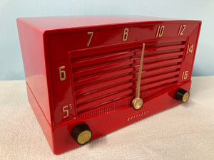 Extremely rare Raytheon 5R-12R Tube Radio.