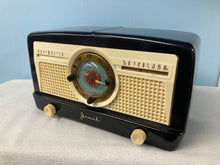1950 Jewel 5057 “Wakemaster” Clock Radio