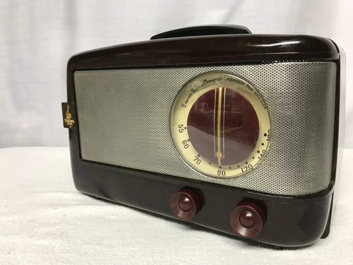 Emerson model 543 Tube Radio With Bluetooth input.