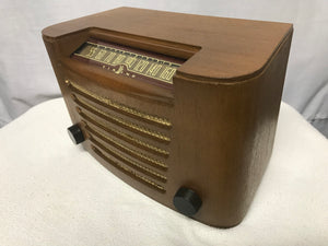 Vintage Viking EMU51-418 Tube Radio With Bluetooth input.
