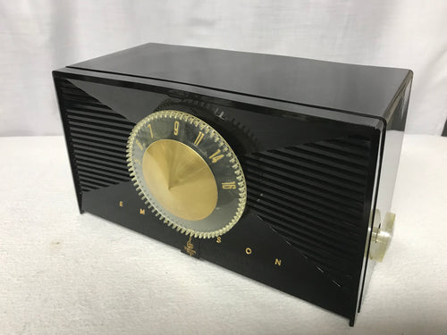 Emerson model 812 Tube Radio With Bluetooth input.