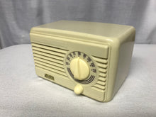Vintage Arcadia Tube Radio With Bluetooth input.