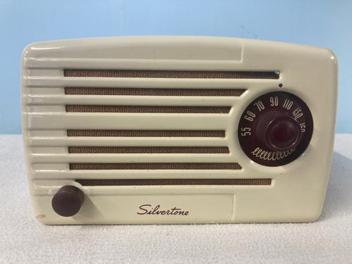Silvertone Metal Midget Tube Radio With Bluetooth & FM input.