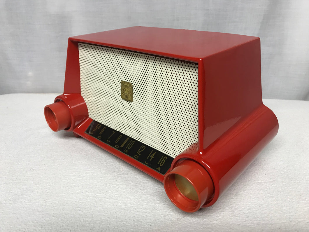 Gorgeous Motorola 53H Restored Tube Radio.