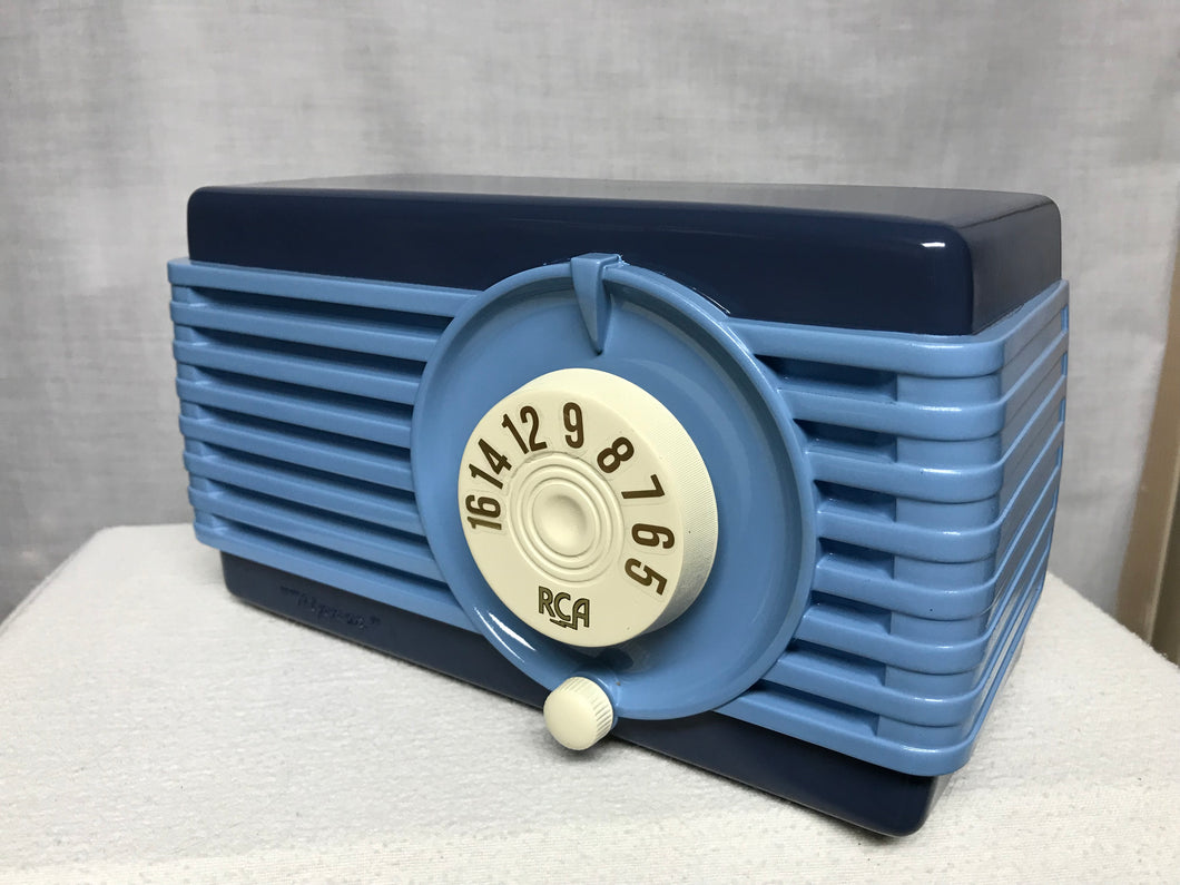 RCA “Nipper 2” Tube Radio