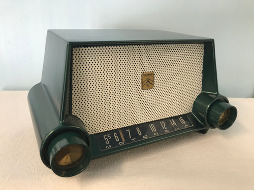 Motorola 53H Tube Radio With Bluetooth input.