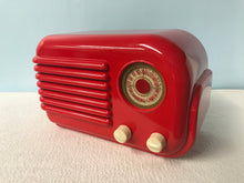 Rare Stromberg Carlson 1051 “Bullet” / Belmont 510 Tube Radio