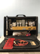 Zenith 8G005YT Portable Tube Radio