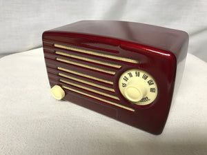 1946 Silvertone 132.878 Midget Tube Radio With Bluetooth input.