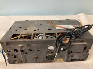 1970-72 Cutlass F-85 442 AM radio with Bluetooth And Aux