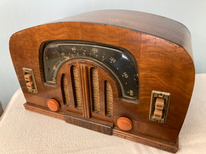 1942 Zenith 6D2615 “Boomerang” dial Bluetooth speaker