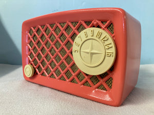 Silvertone Midget Tube Radio With Bluetooth & FM Options