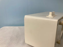 Motorola AC3AH Mid Century Clock Radio