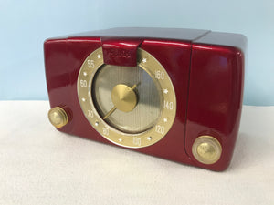 Arvin 451T Tube Radio With Bluetooth input.