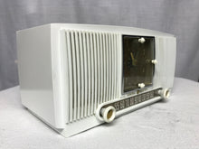 vintage retro tube radio with bluetooth