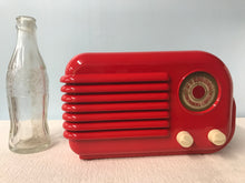 Rare Stromberg Carlson 1051 “Bullet” / Belmont 510 Tube Radio