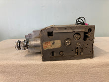Chevrolet 1967 Biscayne, Bel Air, Impala, Caprice AM radio 12V Delco 986845 AM radio with Bluetooth & FM