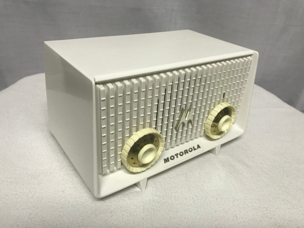Vintage Motorola MK-56R Radio With Bluetooth input.