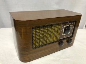 1946 Wards Airline Tube Radio With Bluetooth input.