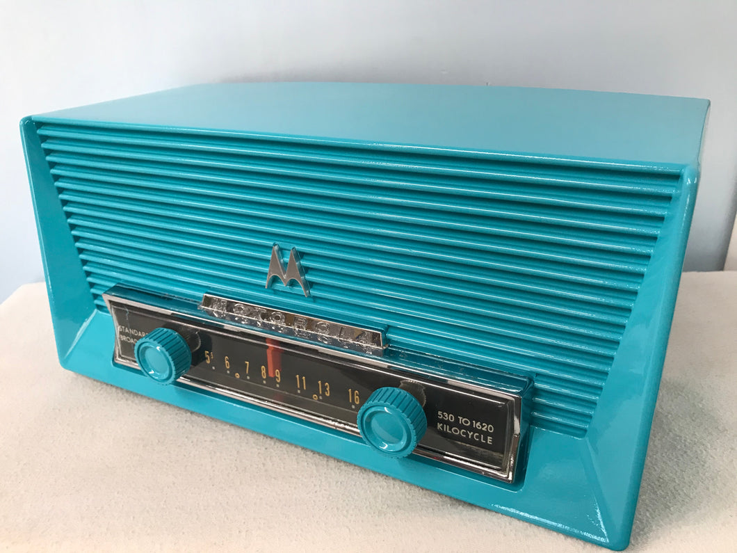 Motorola 56X Tube Radio With Bluetooth input.