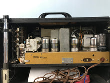Zenith 8G005YT Portable Tube Radio