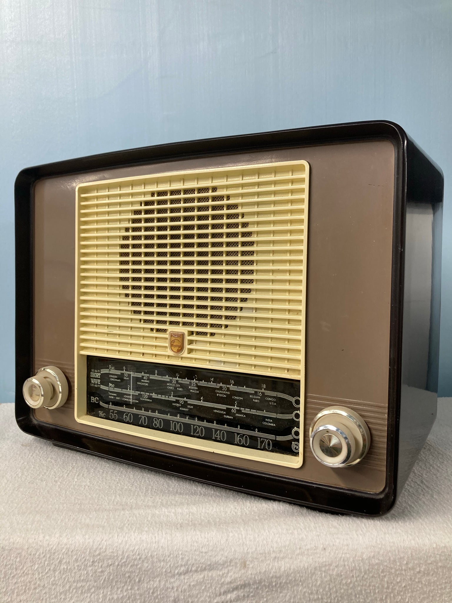 Philips 175 Tube Radio With Bluetooth & FM Options, Antique, Retro,  Vintage Tube Radios & Bluetooth