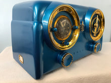 1953 Crosley D-25 "Dashboard" Tube Radio With Bluetooth input.