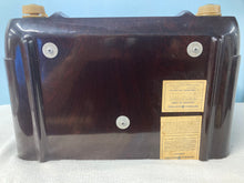 1946 General Electric C-220 Tube Radio