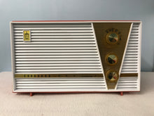 Fleetwood “Coronado Custom 5” retro tube radio with iphone or bluetooth Input
