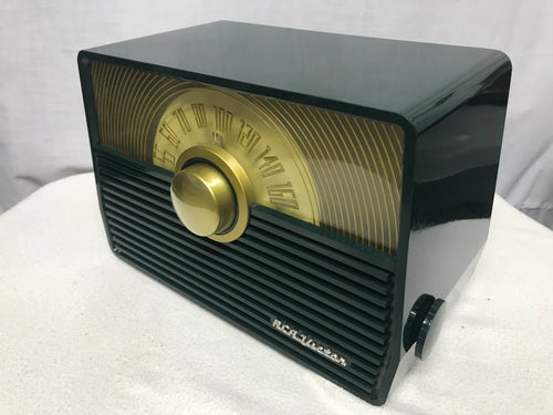 RCA 1-X-53 Sunburst Dial Tube Radio In Forest Green With Bluetooth Input.