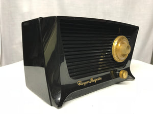 Vintage 1958 Rogers Majestic 570 Radio 