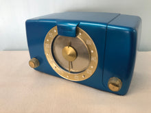 Arvin 451T Tube Radio With Bluetooth input.