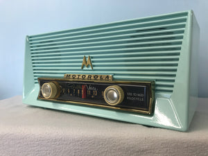 Motorola 67X Tube Radio With Bluetooth input.