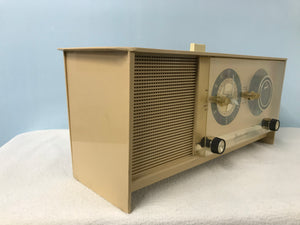 Fleetwood 5068 Tube Radio With Bluetooth input.