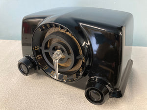 1951 Crosley 10-104U “Bullseye” Tube Radio