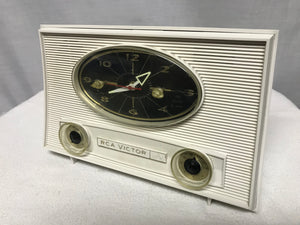 Vintage RCA Victor Tube Clock Radio With Bluetooth input.