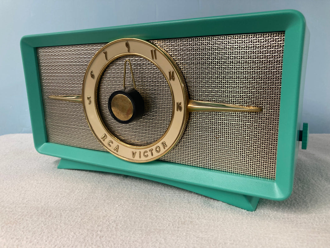 1955 RCA X-520 Tube Radio With Bluetooth & FM Options