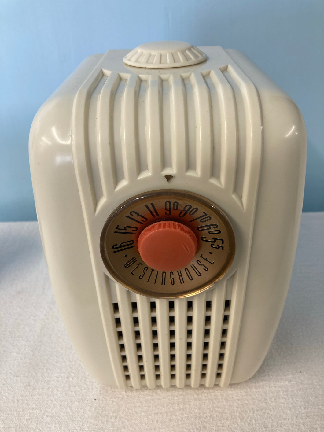 1948 Westinghouse 501 “Refrigerator” Radio