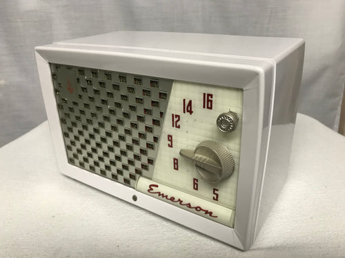 Emerson 729 Series B Tube Radio With Bluetooth input.